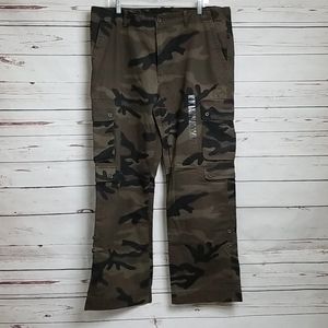 Gap camo cargo pants
